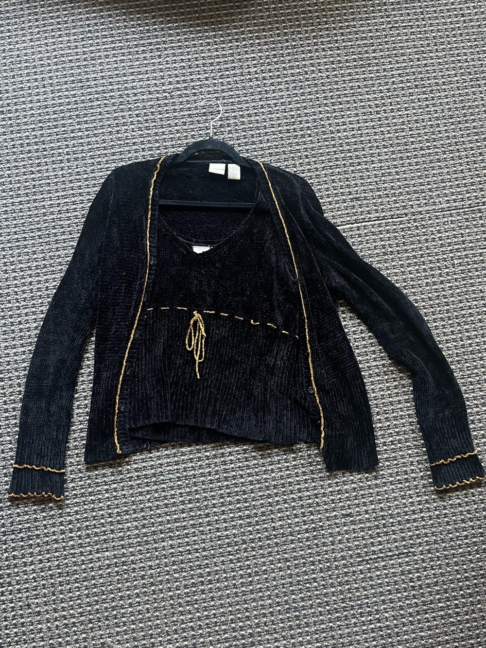 matching vintage set- cardigan & tank